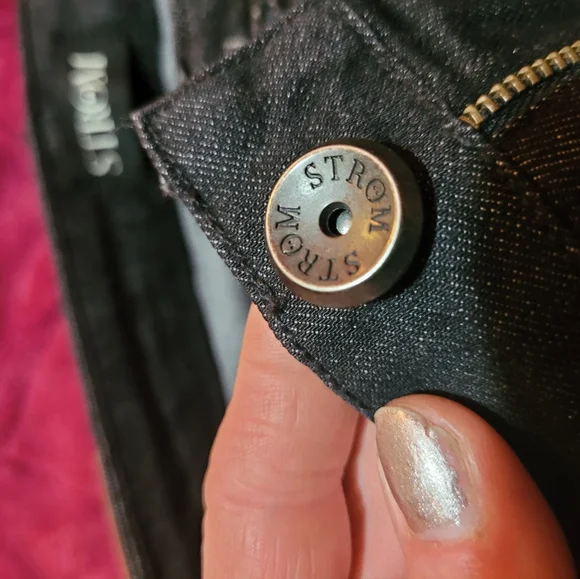 Jeans - Picture 6 of 9